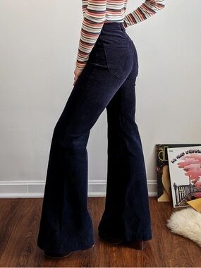 Rolla’s Eastcoast High Rise Flare Cord size 28x32